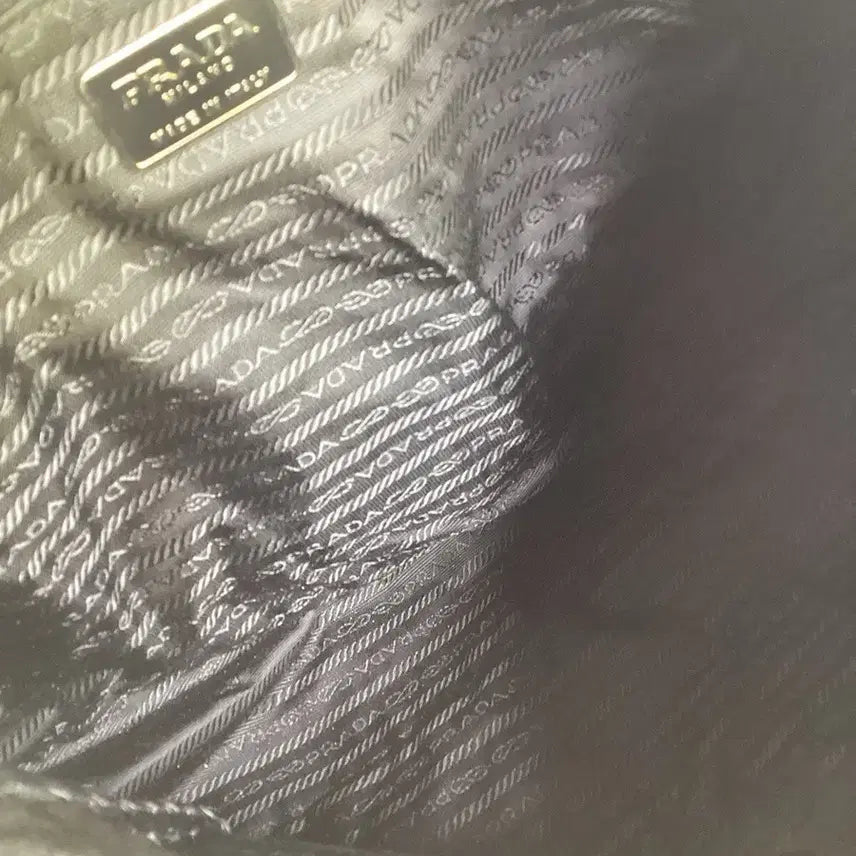 [BUNJANG] Prada Nylon Two-Buckle Crossbody Bag / [정품] 프라다 나일론 삼각 로고 투버클  크로스백