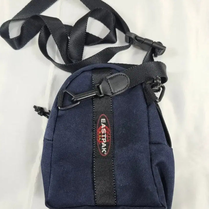[BUNJANG] Eastpak Mini Crossbody Bag / 이스트팩미니크로스백