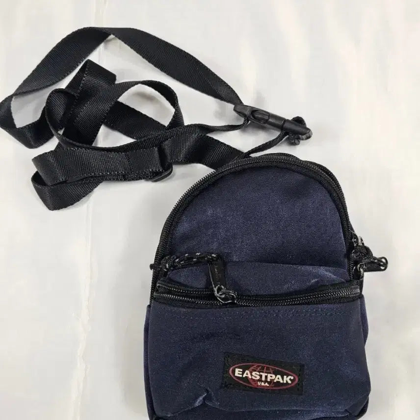[BUNJANG] Eastpak Mini Crossbody Bag / 이스트팩미니크로스백