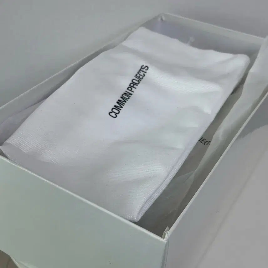 [BUNJANG] Common Projects Sneakers (Size 43) / 커먼프로젝트 스니커즈 43 (280) 새제품 Made In ITALY