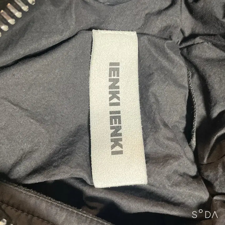 [BUNJANG] IENKI IENKI Michelin Down Padded Jacket XS / IENKI IENKI 옌키옌키 미쉐린 다운 패딩 XS 김나영 한섬