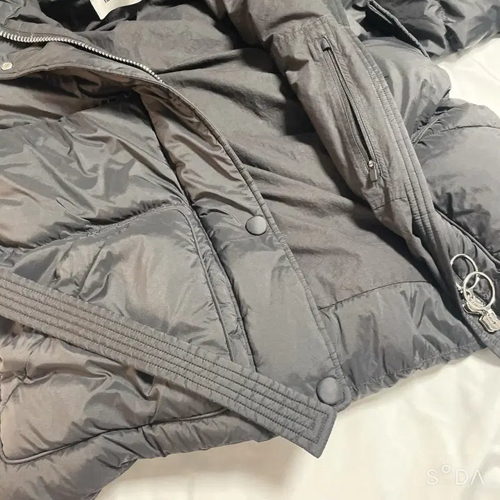 [BUNJANG] IENKI IENKI Michelin Down Padded Jacket XS / IENKI IENKI 옌키옌키 미쉐린 다운 패딩 XS 김나영 한섬