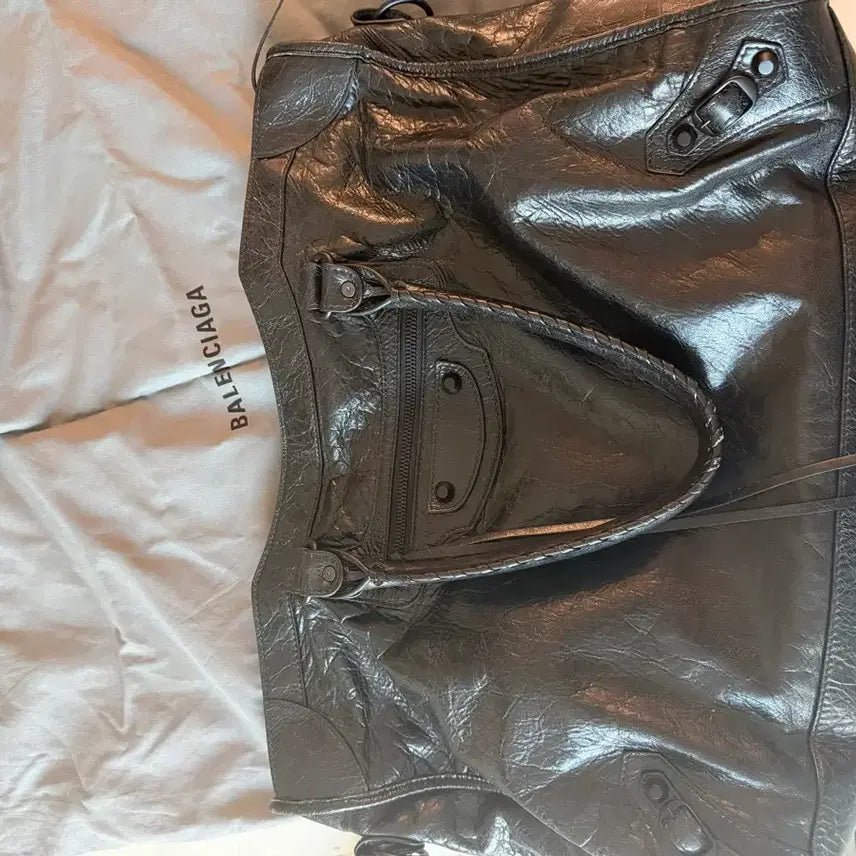 [BUNJANG] Balenciaga Le City Large Black Bag / 발렌시아가 르시티 라지 블랙(남성)
