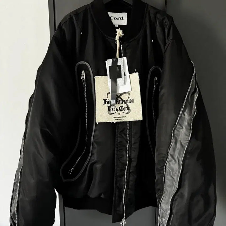 [BUNJANG] CORD Curved Zipper Down Bomber Jacket / 코드 커브드 지퍼다운 봄버