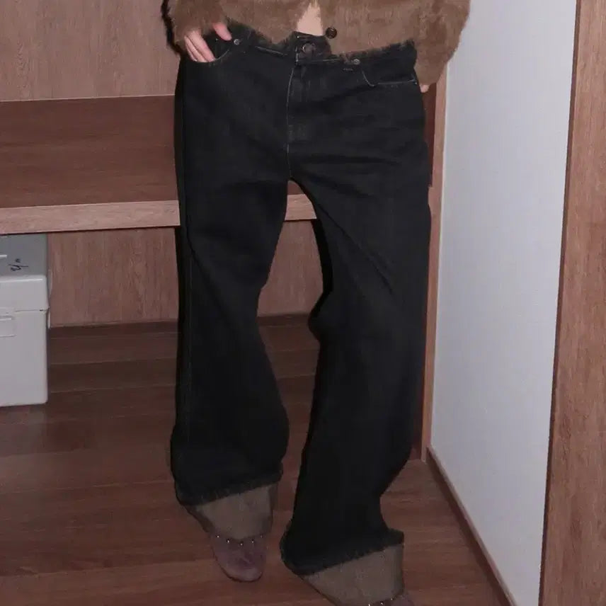 [BUNJANG] Wide Bootcut Black Jeans / 와이드 부츠컷 블랙진(미착용)원가67,300원