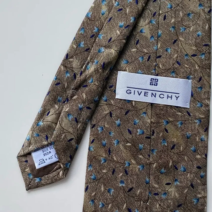 [BUNJANG] Givenchy Monogram Silk Necktie / 지방시 모노그램 정품 명품넥타이 (GIVENCHY)