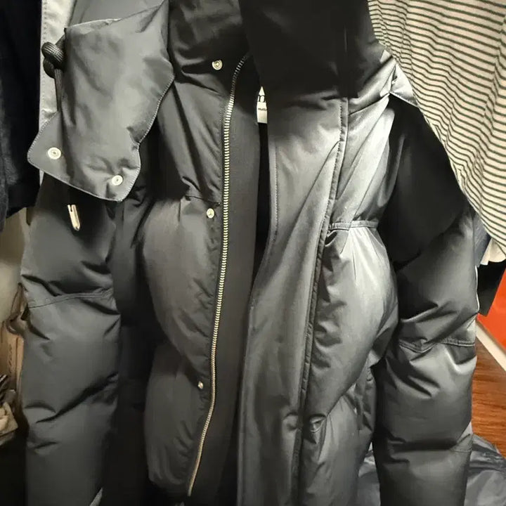 [BUNJANG] BTS Padded Jacket (M-L) / 아미 패딩 M-L사이즈 팔아요