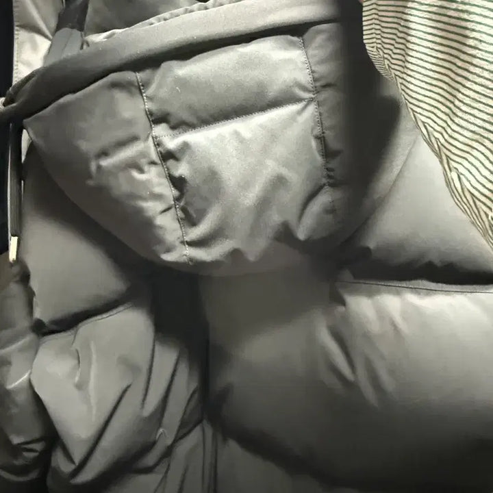[BUNJANG] BTS Padded Jacket (M-L) / 아미 패딩 M-L사이즈 팔아요