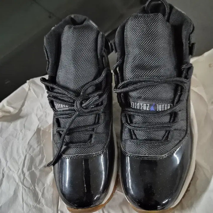 [BUNJANG] Jordan Sneakers (225) - New / (새상품)조던 운동화팝니다(225)
