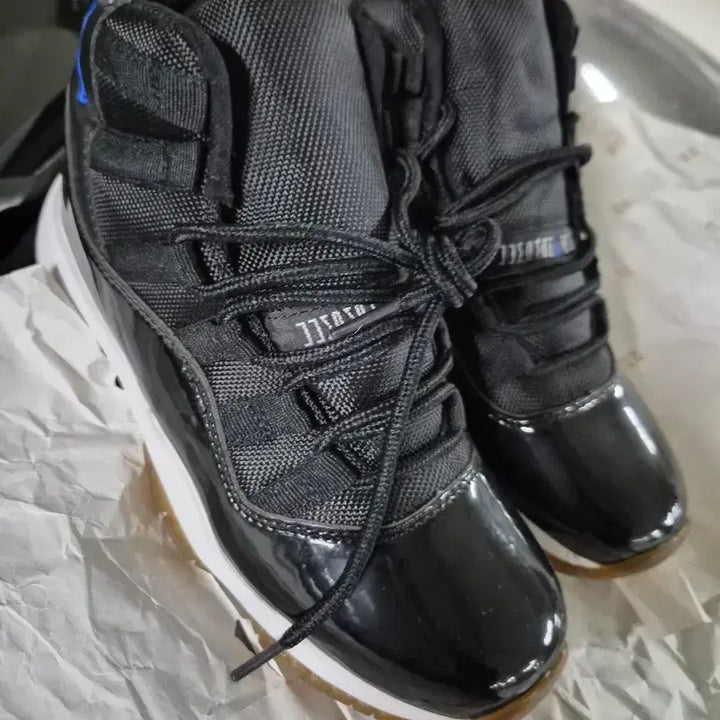 [BUNJANG] Jordan Sneakers (225) - New / (새상품)조던 운동화팝니다(225)