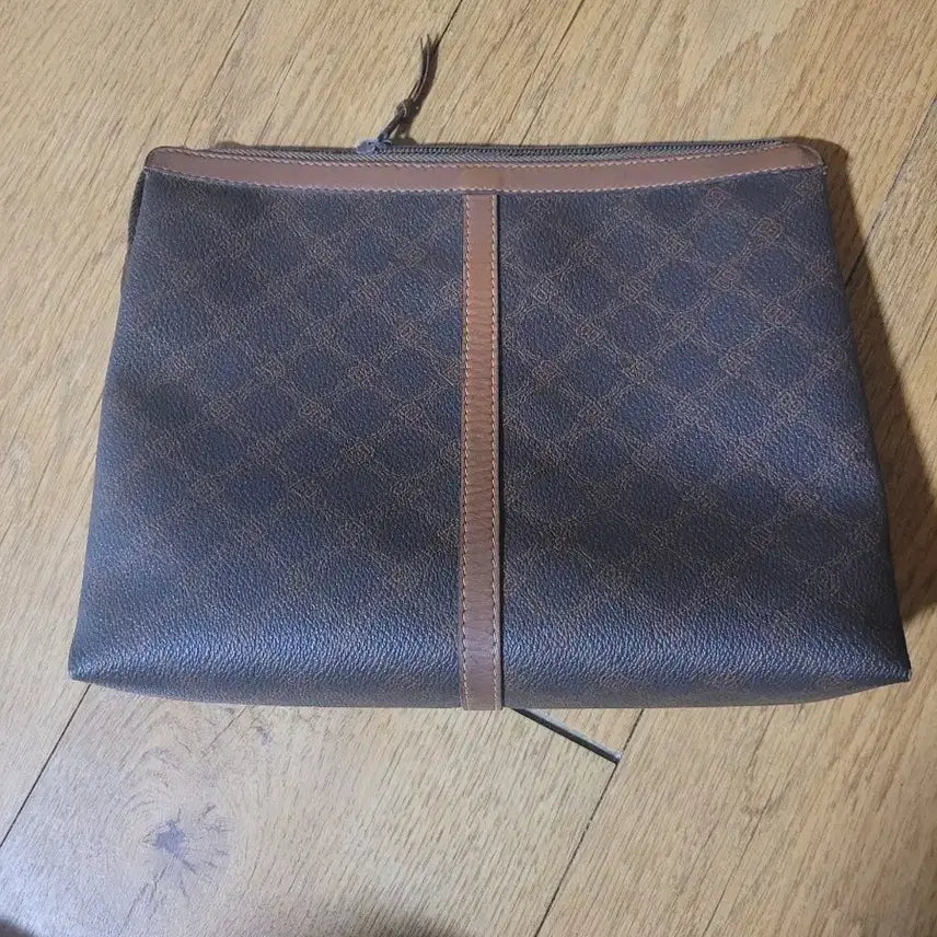 [BUNJANG] Bally Brown Pattern Clutch Bag / Bally 발리 브라운 패턴 클러치백