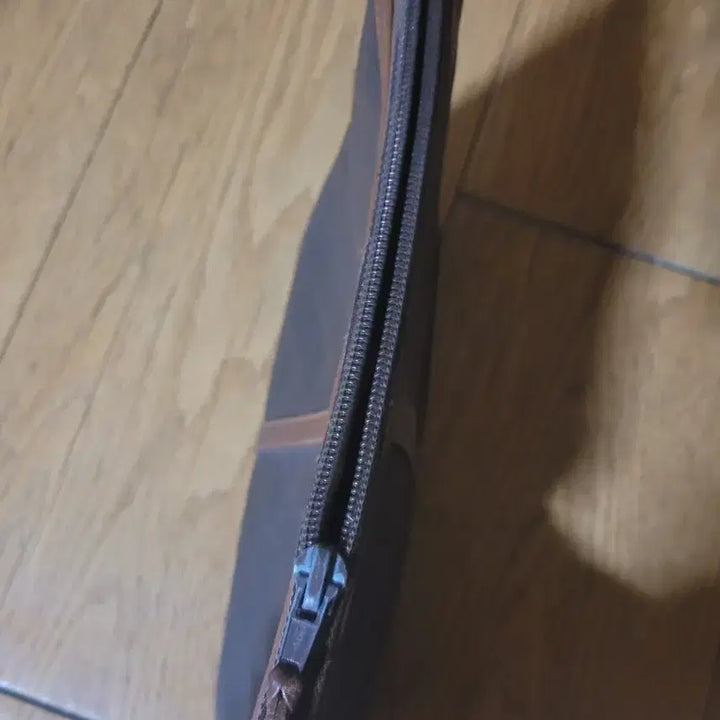 [BUNJANG] Bally Brown Pattern Clutch Bag / Bally 발리 브라운 패턴 클러치백