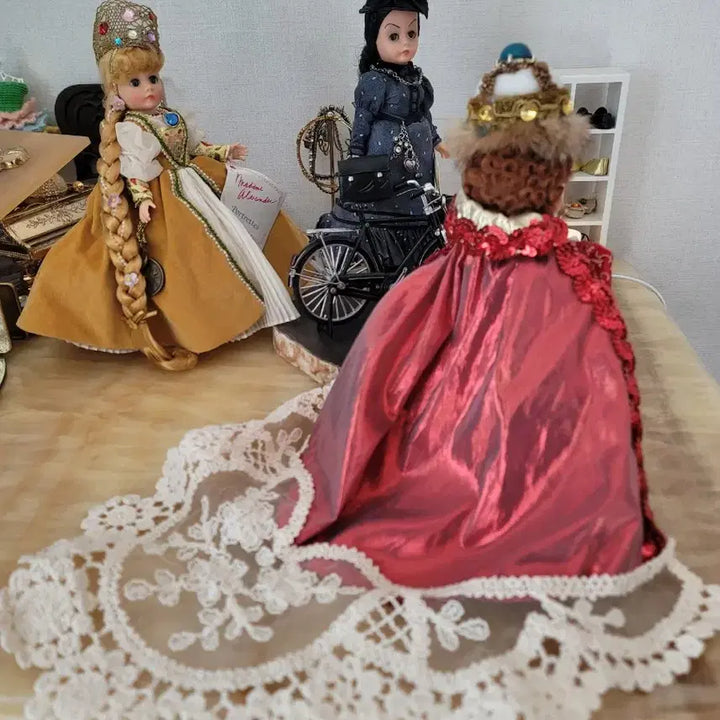 [BUNJANG] Madame Alexander Elizabeth I Doll / 마담 알렉산더 영국 엘리자베스 1세 인형