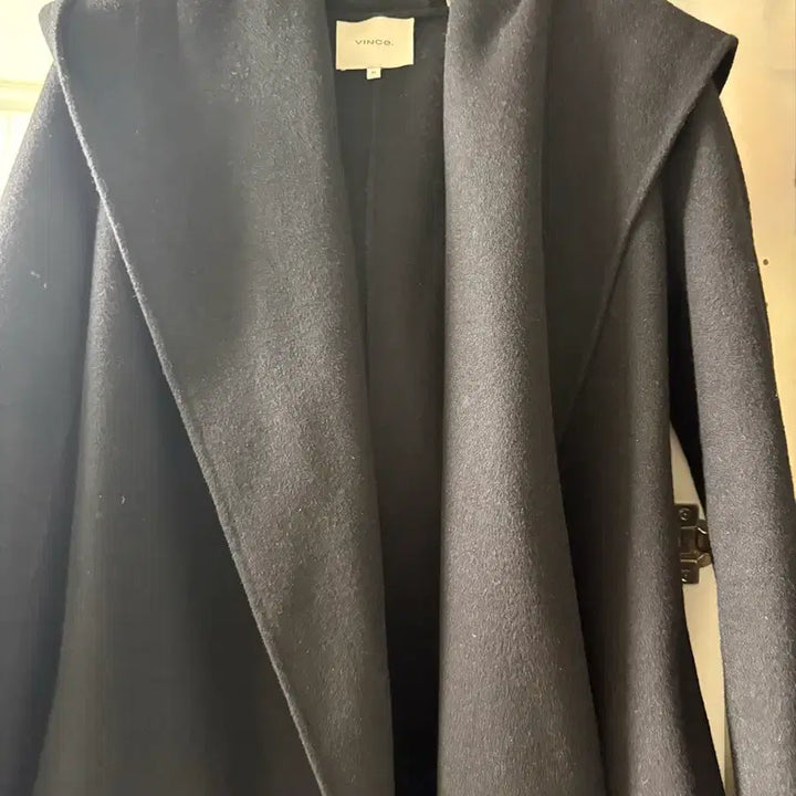 [BUNJANG] Vince Black Hooded Half Coat / 빈스 블랙 후드 반코트