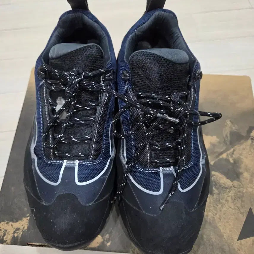 [BUNJANG] Roa Hiking JLAL Katarina Blue / [42] 로아 하이킹 JLAL 카타리나 블루