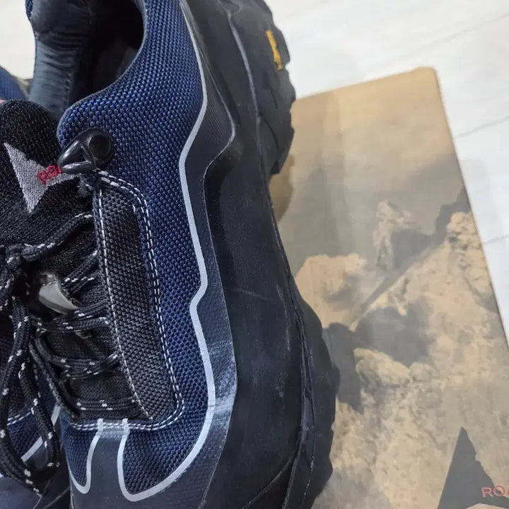 [BUNJANG] Roa Hiking JLAL Katarina Blue / [42] 로아 하이킹 JLAL 카타리나 블루