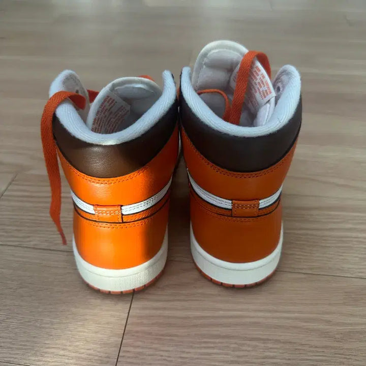 [BUNJANG] Jordan 1 235 Sneakers / 조던1 235사이즈 판매