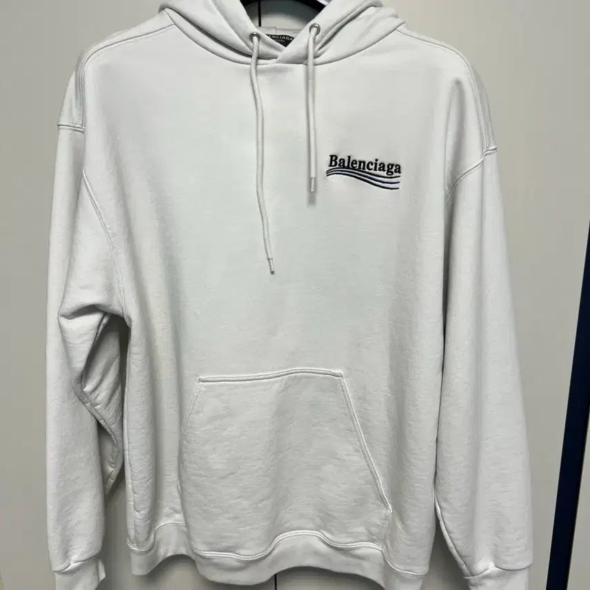 [SOLD OUT] [S] 발렌시아가 자수 후드티