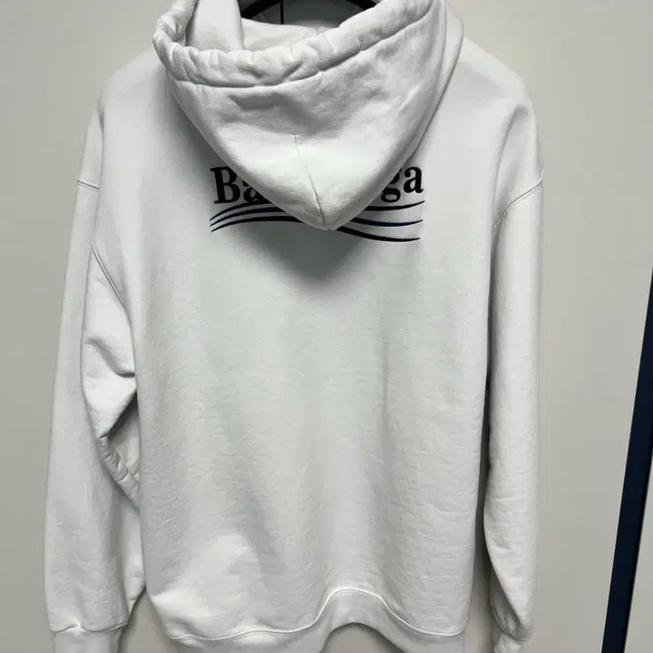 [SOLD OUT] [S] 발렌시아가 자수 후드티