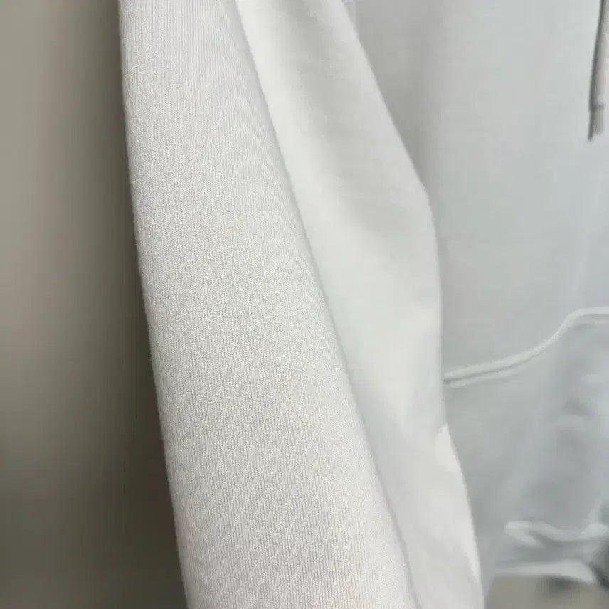 [SOLD OUT] [S] 발렌시아가 자수 후드티