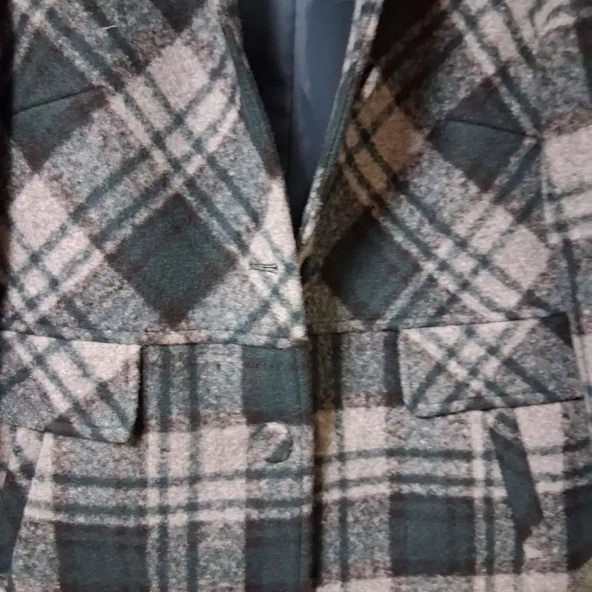 [BUNJANG] Solely Check Pattern Half Coat (Size 88) / 체크 패턴 하프 코트88(새상품)