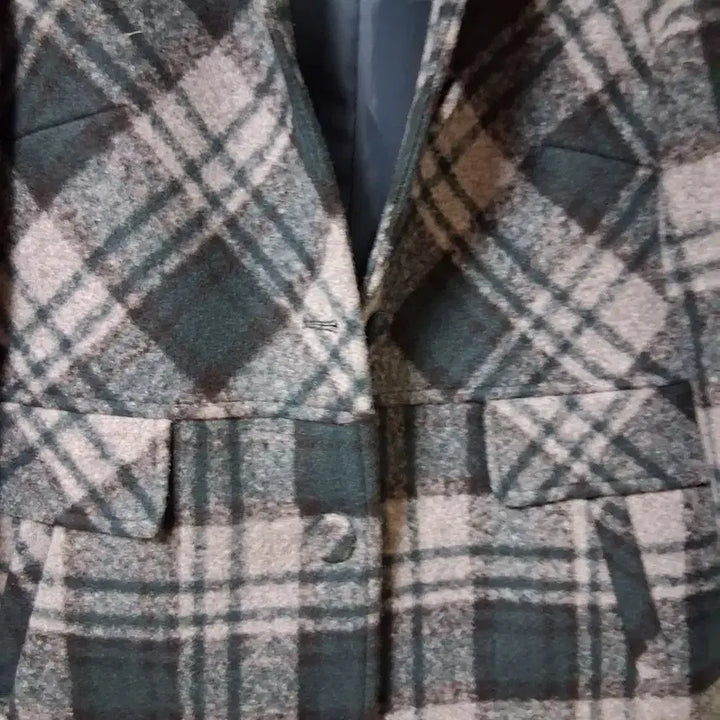 [BUNJANG] Solely Check Pattern Half Coat (Size 88) / 체크 패턴 하프 코트88(새상품)