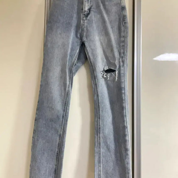 [BUNJANG] Denim Two-Button Pants / 연청바지 데님 투버튼 팬츠