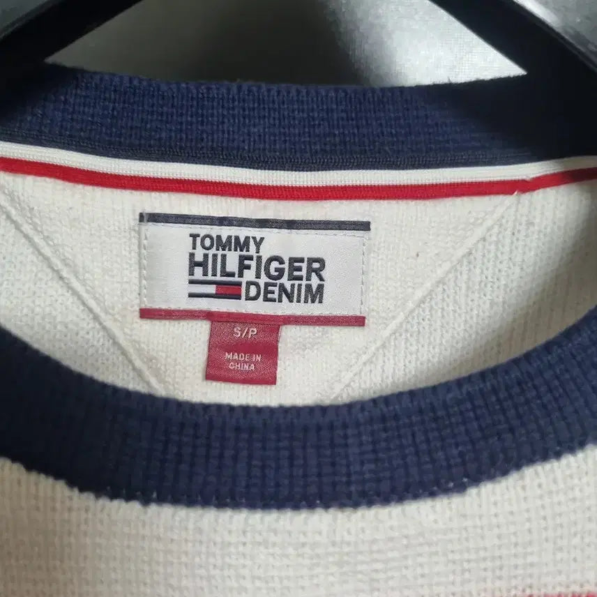 [BUNJANG] Tommy Hilfiger Red/White Knit Sweater / 타미힐피거 레드/화이트 니트 스웨터 m