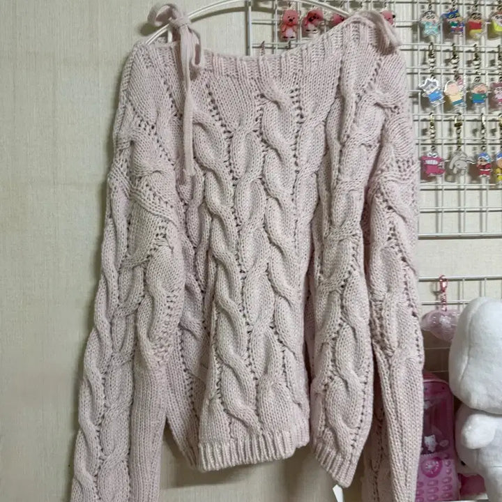 [BUNJANG] WANT Pink Ribbed Knit Top / 원트 핑크 어깨끈 리본 꽈배기 니트 팝니다 (에이블리 지그재그 브랜디)