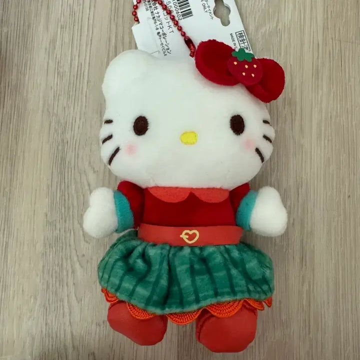 [BUNJANG] Sanrio Strawberry Kitty / 퓨로랜드 딸기 키티