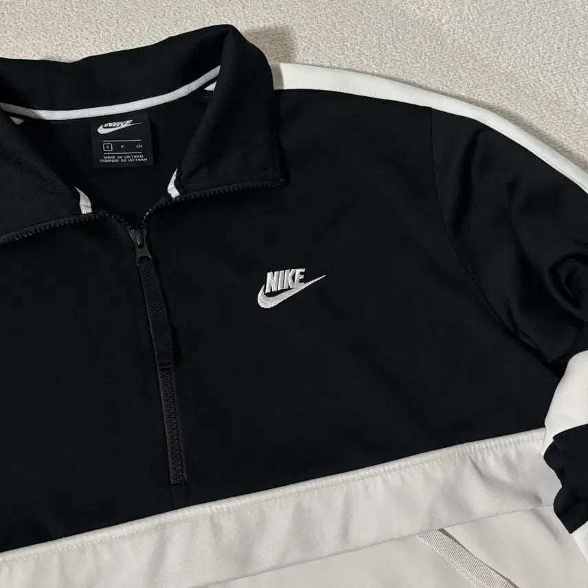 [BUNJANG] Nike Air Panda Jersey Half Zip / [S] 나이키 에어 범고래 져지 반집업