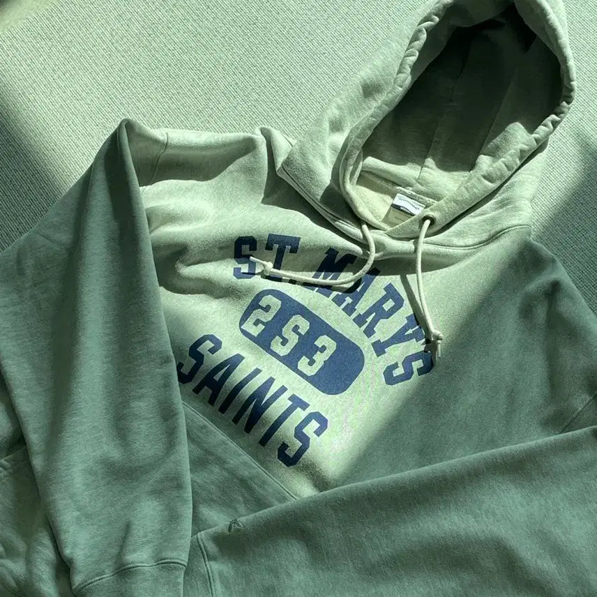 [BUNJANG] Outsanding Hoodie M / 아웃스탠딩 후드티