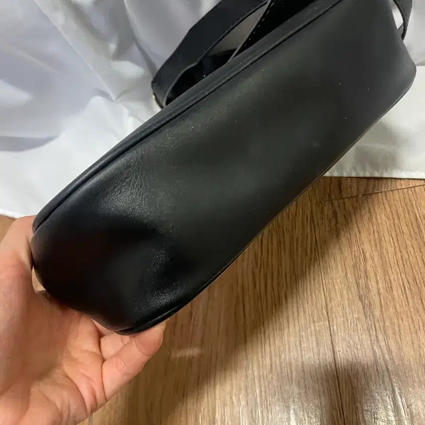[BUNJANG] Ivory Black Hobo Shoulder Bag / 개당) 아이보리 블랙 호보백 숄더백