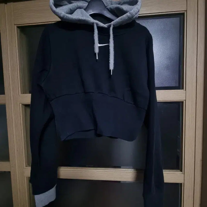 [BUNJANG] Nike Crop Hoodie / 나이키 크롭 후드티셔츠 80