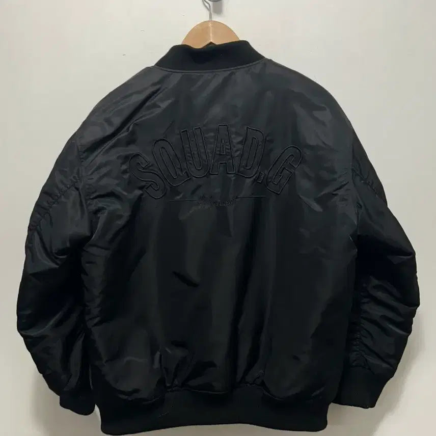[BUNJANG] H Connect Black Bomber Jacket Quilted Jumper M / H커넥트 블랙 봄버 자켓 누빔자켓 점퍼 M