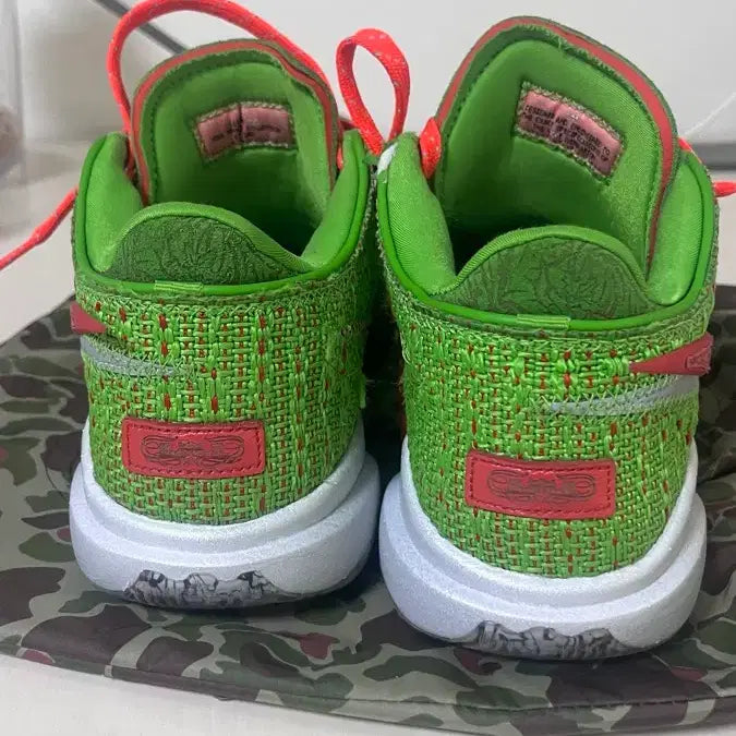 [BUNJANG] LeBron 20 Christmas / [265] 르브론 20 크리스마스