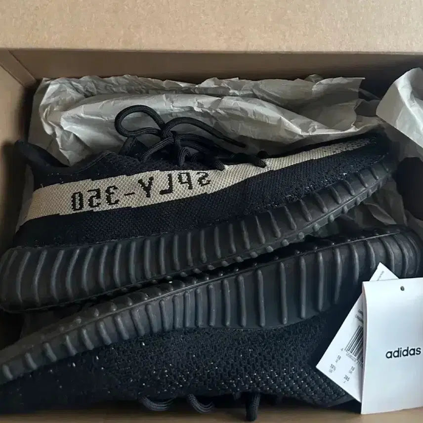 [BUNJANG] Adidas Yeezy Boost 350 V2 / [풀구성]아디다스 이지부스트 350 V2