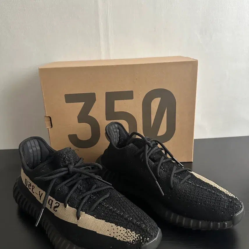 [BUNJANG] Adidas Yeezy Boost 350 V2 / [풀구성]아디다스 이지부스트 350 V2