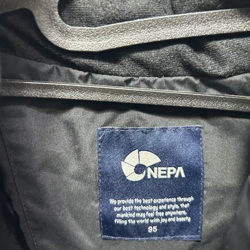 [BUNJANG] Nepa Black Long Down Padded Coat M / 네파 블랙 롱 다운 패딩 코트 점퍼 M