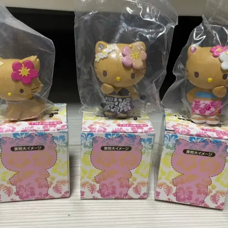 [BUNJANG] Hello Kitty Hawaii Figure (Sealed) / [개당가격] 헬로키티 하와이 피규어 미개봉