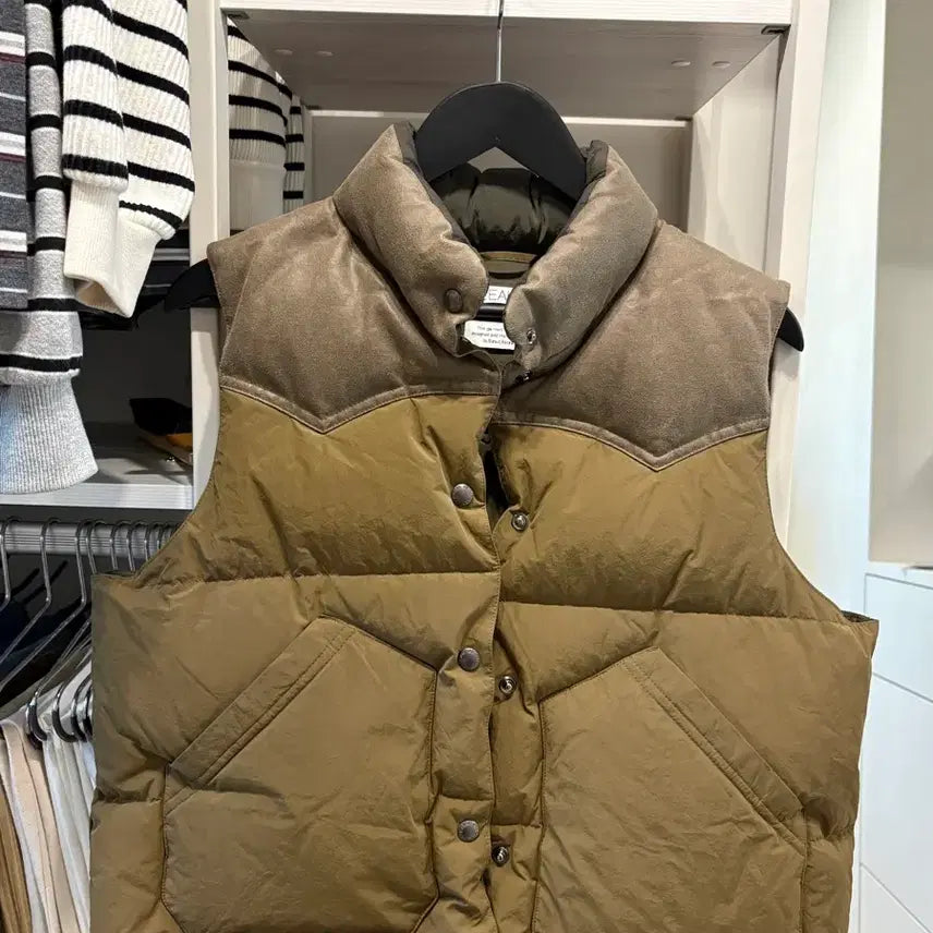 [BUNJANG] LEAU Eden Goose Down Vest Brown / 로우 구스다운 베스트 브라운 LEAU eden goosed down ve