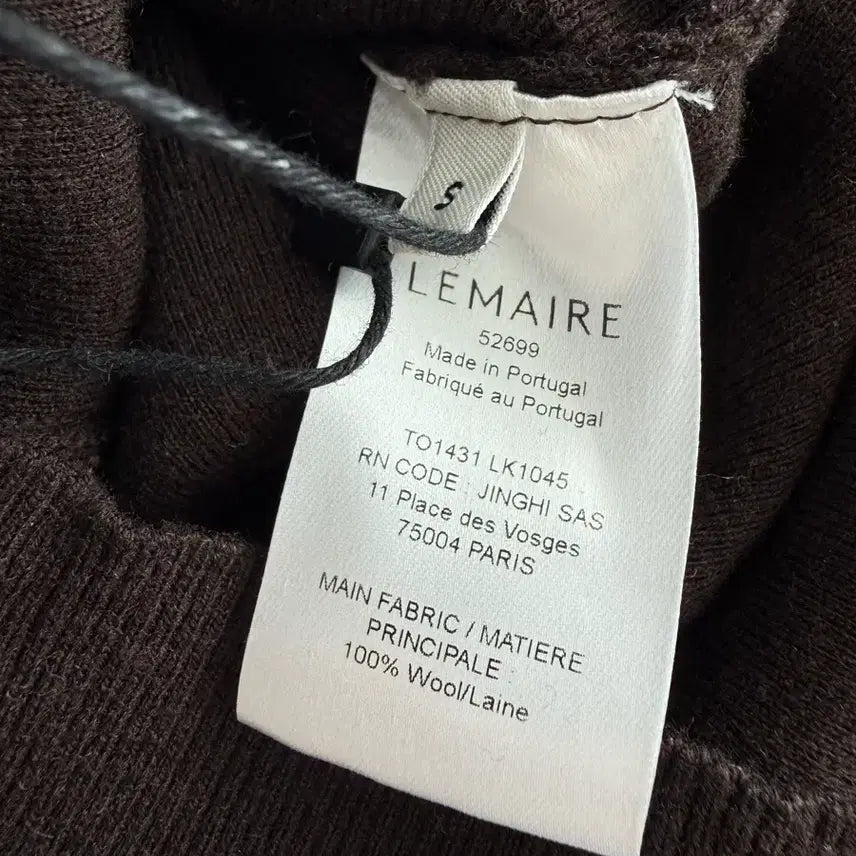 [BUNJANG] Lemaire Button Fitted Cardigan (Size S) / 이번주만 가격인하> 25년 FW 르메르 (LEMAIRE)피티드 가디건 S