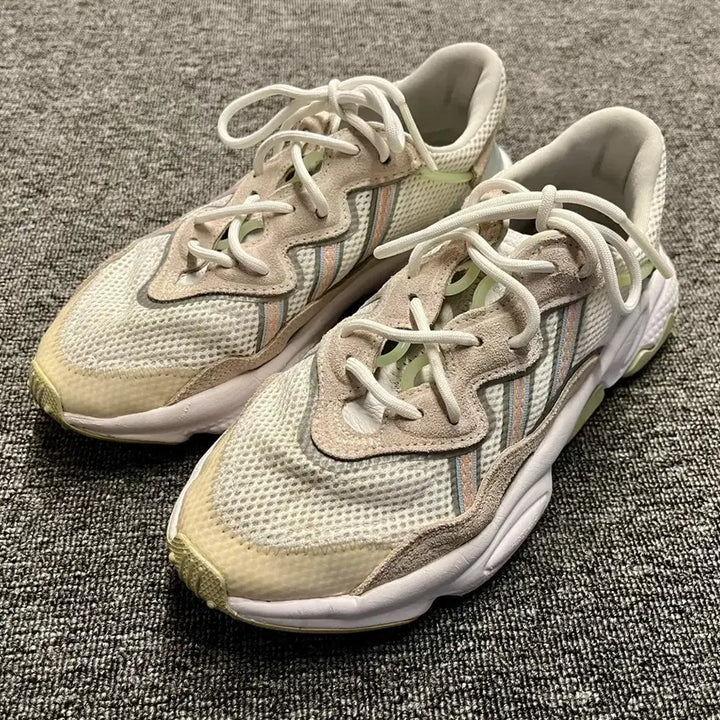 [BUNJANG] Adidas Ozweego Sneakers / [235] 아디다스 Ozweego 오즈위고