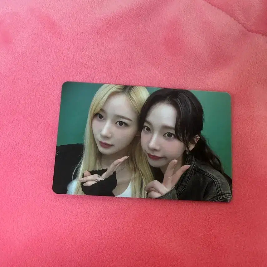 [BUNJANG] Audiz Aespa Karina Giselle Warner Music Unreleased Photocard / 판매] 아우디즈 에스파 카리나 지젤 유닛포카 포카 미공포 워너뮤직