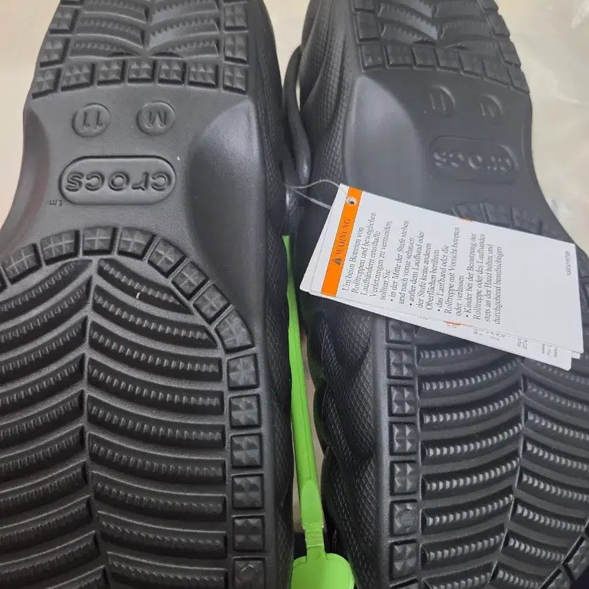 [BUNJANG] Crocs Classic Lined Overpuff Clog Black 290mm / 새상품)크록스 클래식 라인드 오버퍼프 클로그 블랙 290 팜니다