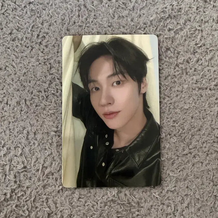 엔플라잉 Hide out 이승협 포카