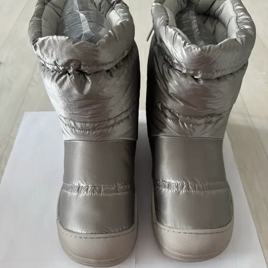 [BUNJANG] Rockfish Hayden Silver Puff Mid Boots / 락피쉬 헤이든 실버 퍼프 미들부츠