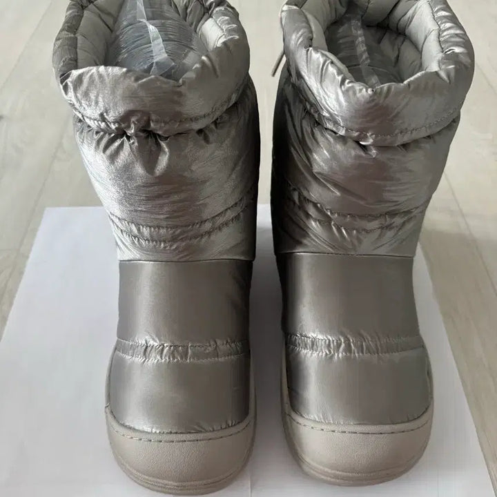 [BUNJANG] Rockfish Hayden Silver Puff Mid Boots / 락피쉬 헤이든 실버 퍼프 미들부츠