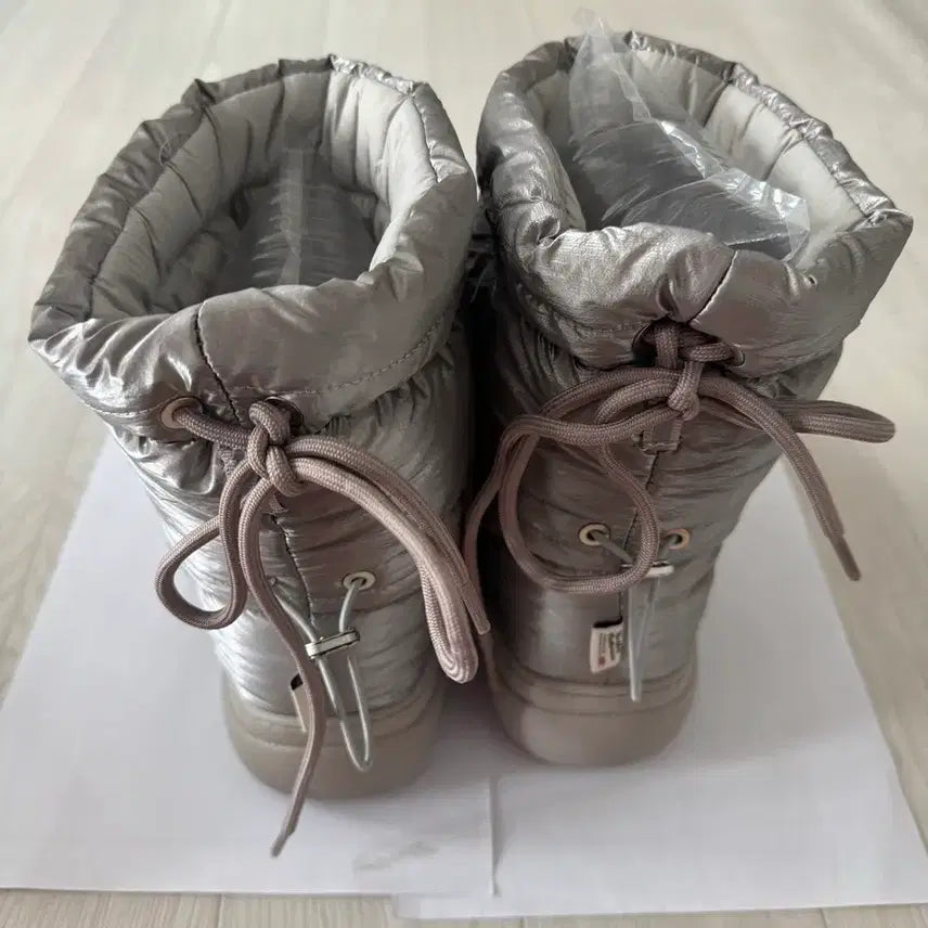 [BUNJANG] Rockfish Hayden Silver Puff Mid Boots / 락피쉬 헤이든 실버 퍼프 미들부츠