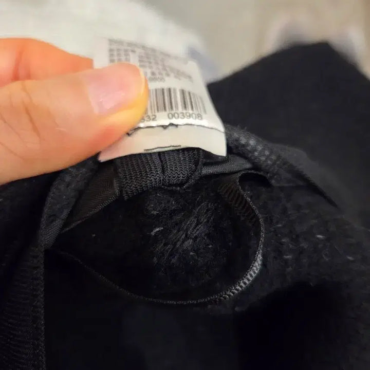 [BUNJANG] Andrea Barna Wool Black Bucket Hat / 검정모자1